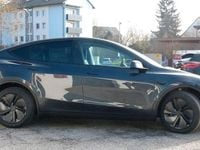Neu Tesla Model Y Performance 378 kW (514 PS) 2026 Schwarz SUV