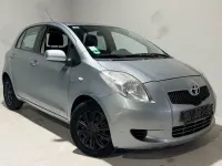 Gebraucht Toyota Yaris Sol 90 PS (66 kW) 2006 Other Limousine