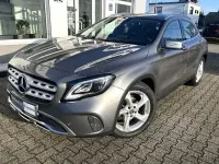 Gebraucht Mercedes GLA180 Urban 122 PS (89 kW) 2019 Grau SUV