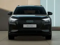 Neu Audi e-tron Performance 250 kW (340 PS) 2026 Mythosschwarz metallic SUV
