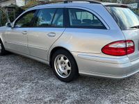 Gebraucht Mercedes E200 163 PS (119 kW) 2004 Silber Kombi