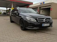 Gebraucht Mercedes E220 170 PS (125 kW) 2013 Schwarz Kombi