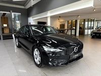 Gebraucht Volvo S60 R-Design 197 PS (144 kW) 2022 Onyx black / metallic Limousine