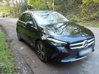 Gebraucht Mercedes E250 160 PS (117 kW) 2022 Schwarz Kombi