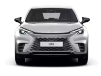 Neu Lexus LBX 136 PS (100 kW) 2026 Platinsilber metallic SUV