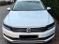 Gebraucht VW Passat Comfortline 150 PS (110 kW) 2018 Weiß Kombi