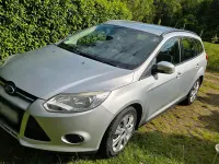 Gebraucht Ford Focus 105 PS (77 kW) 2011 Silber Limousine