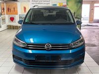 Gebraucht VW Touran Comfortline 116 PS (85 kW) 2020 Blau Van / Kleinbus