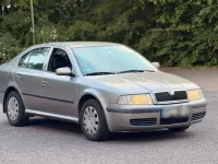 Gebraucht Skoda Octavia 95 PS (69 kW) 2010 Limousine