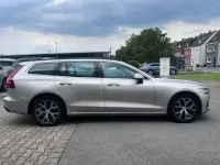 Gebraucht Volvo V60 Core 197 PS (144 kW) 2023 Andere Kombi