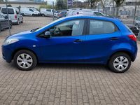 Usata Mazda 2 75 CV (55 kW) 2009 Blu Utilitaria