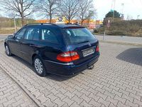 Second-hand Mercedes E280 232 CP (170 kW) 2006 Albastru Break