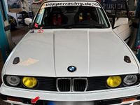 Gebraucht BMW 325 190 PS (139 kW) 1988 Weiß Limousine