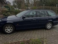 Gebraucht BMW 520 170 PS (125 kW) 2000 Blau Kombi