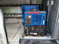 Second-hand Ford Transit 309 CP (227 kW) 2016 Verde Monovolum