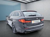 Gebraucht BMW 540 333 PS (244 kW) 2021 Grau Kombi