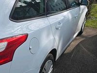 Gebraucht Ford Focus 116 PS (85 kW) 2014 Weiß Kombi