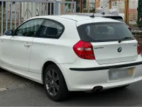Używany BMW 116 122 KM (89 kW) 2008 Biały Hatchback