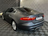 gebraucht Jaguar XF 30d*Prestige*MERIDIAN-ACC-R.KAM-SHZ V+H-19"