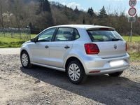 Gebraucht VW Polo Trendline 75 PS (55 kW) 2016 Silber Kleinwagen