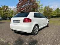 Gebraucht Audi A3 S-Line 125 PS (91 kW) 2010 Weiß Kleinwagen