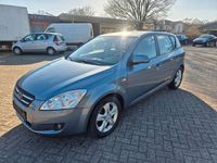 Gebraucht Kia Ceed 109 PS (80 kW) 2008 Blau Kleinwagen
