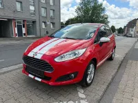 Gebraucht Ford Fiesta Titanium 82 PS (60 kW) 2014 Rot Kleinwagen