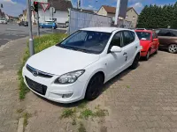 Gebraucht Hyundai i30 90 PS (66 kW) 2009 Weiß Limousine