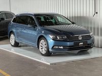 Gebraucht VW Passat Highline 179 PS (131 kW) 2015 Blau Kombi
