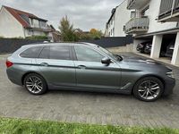 Gebraucht BMW 520 190 PS (139 kW) 2019 Blau Kombi