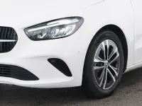 Gebraucht Mercedes B200 163 PS (119 kW) 2025 Weiß Kleinwagen