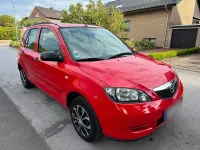 Gebraucht Mazda 2 85 PS (62 kW) 2003 Rot Kleinwagen