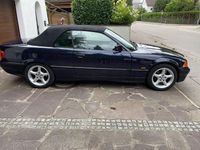 Gebraucht BMW 318 Cabriolet 116 PS (85 kW) 1999 Blau Cabrio
