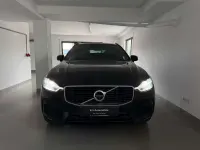 Gebraucht Volvo XC60 R-Design 197 PS (144 kW) 2019 Black stone SUV