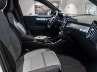 Neu Volvo XC40 Plus 163 PS (119 kW) 2025 Weiß SUV