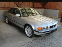 Gebraucht BMW 735 235 PS (172 kW) 1997 Silber Limousine