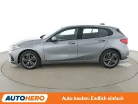 Gebraucht BMW 118 Sport Line 150 PS (110 kW) 2023 Grau Kleinwagen