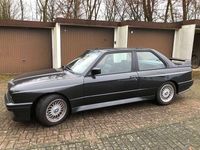 Gebraucht BMW M3 215 PS (158 kW) 1990 Schwarz Limousine