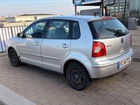 Gebraucht VW Polo Basis 54 PS (39 kW) 2002 Silber Limousine
