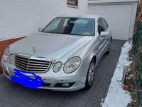 Gebraucht Mercedes E220 Classic 170 PS (125 kW) 2006 Silber Limousine