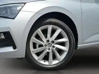 Gebraucht Skoda Scala Style 110 PS (80 kW) 2024 Silber metallic Kleinwagen