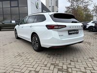 Gebraucht Skoda Superb Selection 150 PS (110 kW) 2024 Purity weiss Kombi