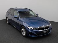 Gebraucht BMW 330e Shadowline 292 PS (214 kW) 2022 Blau Kombi