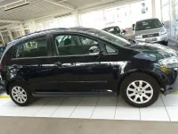 Gebraucht VW Golf Plus Cross 122 PS (89 kW) 2009 Schwarz Van / Kleinbus