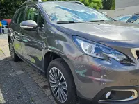 Gebraucht Peugeot 2008 Active 83 PS (61 kW) 2020 Gris platinium SUV