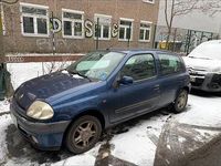 Gebraucht Renault Clio II 75 PS (55 kW) 2001 Blau Kleinwagen