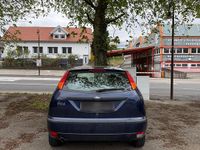 Usata Ford Focus 116 CV (85 kW) 2003 Blu Utilitaria