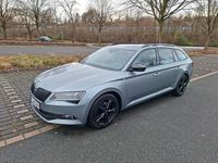 Gebraucht Skoda Superb SportLine 220 PS (161 kW) 2018 Grau Kombi