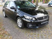 Gebraucht Peugeot 308 131 PS (96 kW) 2018 Schwarz Kleinwagen