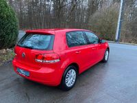 Gebraucht VW Golf VI Trendline 80 PS (58 kW) 2009 Rot Kleinwagen
